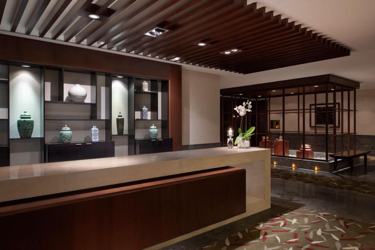 Jw Marriott Marquis Center