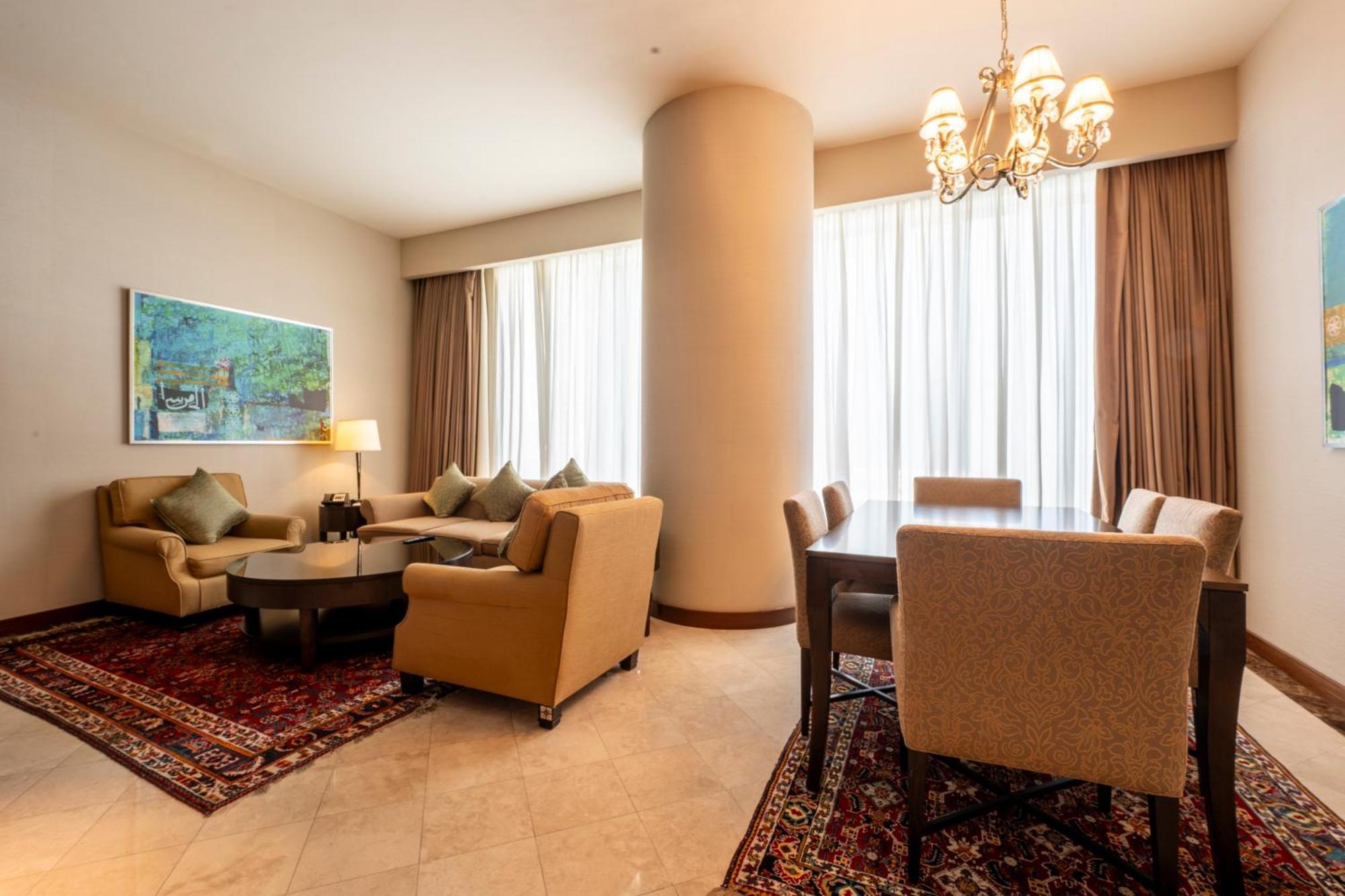 Jw Marriott Marquis Center Hotel 5*